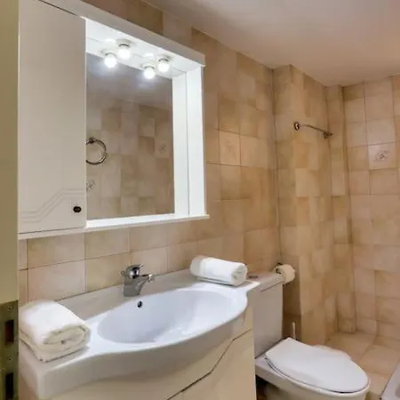 Rena's Guesthouse, By Comfortbnb Sitia (Crete)